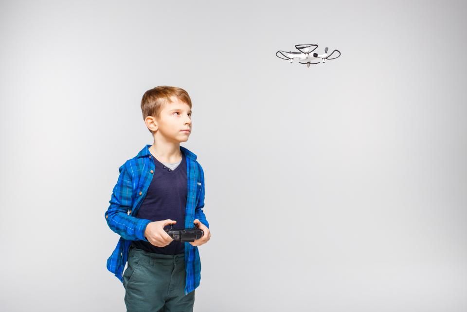 19 powodów, dla których dzieci powinny latać dronami